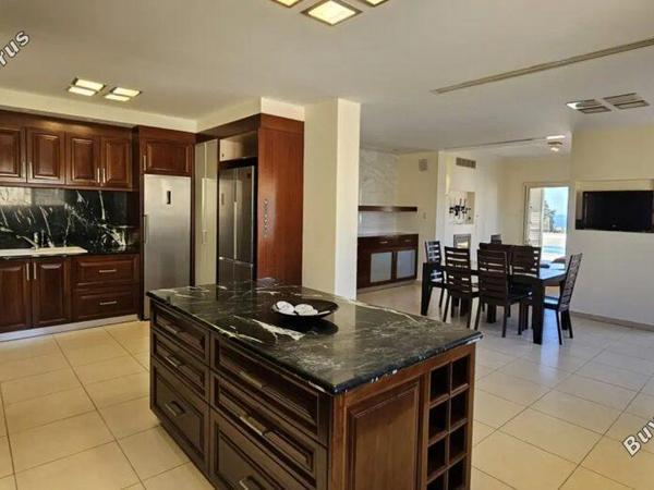 8 bedroom detached house for rent peyia paphos 8665315 image 16001041