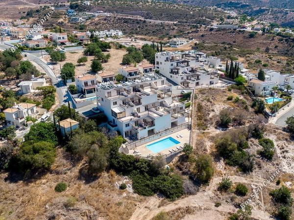 2 bedroom penthouse for sale peyia paphos 7574515 image 9664505