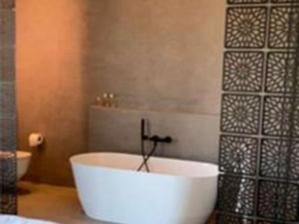 2 bedroom penthouse for sale germasogeia limassol 7714025 image 16624276