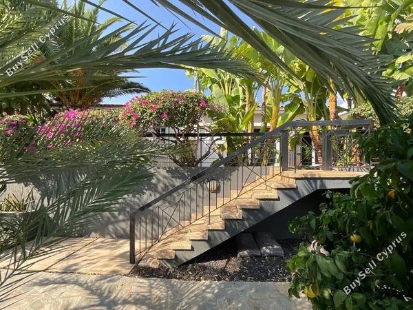 4 bedroom bungalow for sale agios tychonas limassol 1673025 image 12682314