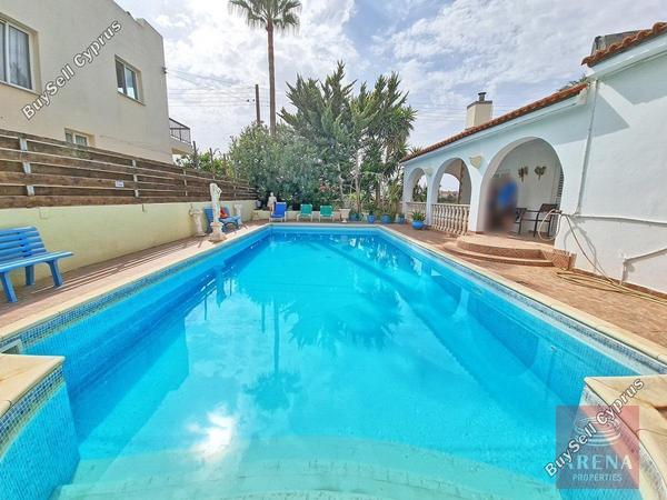 4 bedroom bungalow for sale paralimni famagusta 1625925 image 13146227