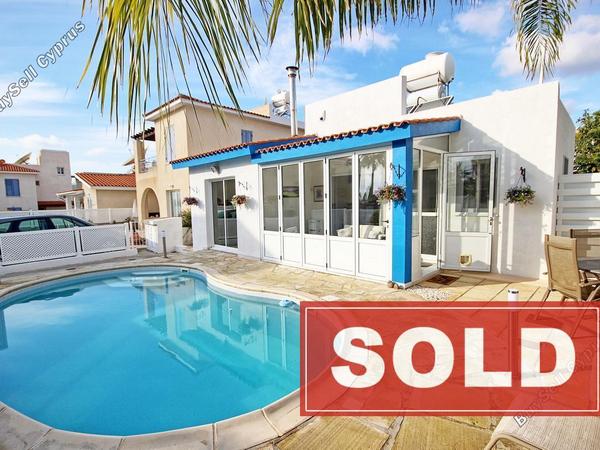 2 bedroom bungalow sold konia paphos 710745 image 583819