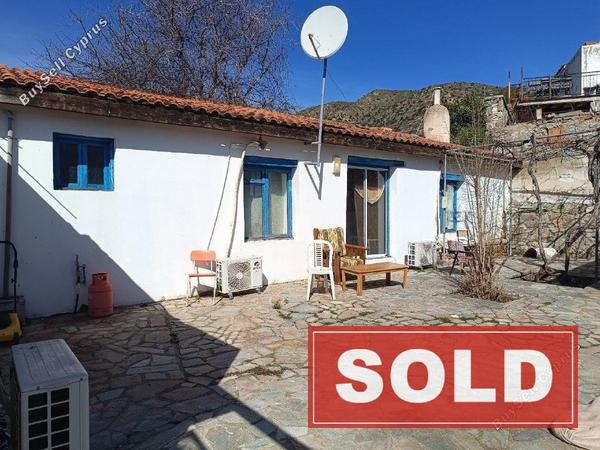 2 bedroom bungalow sold ora larnaca 1325255 image 2442837