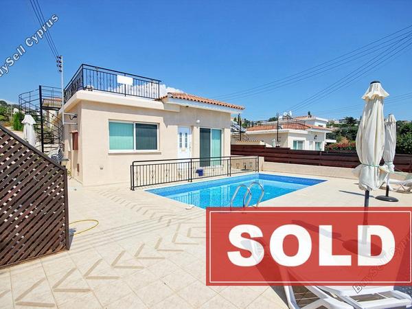 2 bedroom bungalow sold tala paphos 689255 image 414881