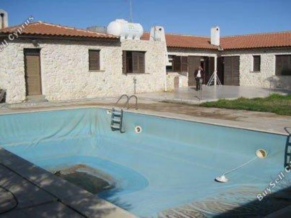 4 bedroom detached house for sale latsia nicosia 1684655 image 4404774
