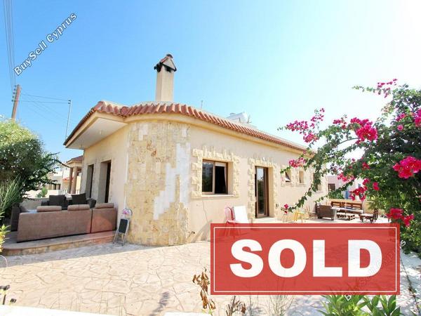 3 bedroom bungalow sold paralimni famagusta 695765 image 499177