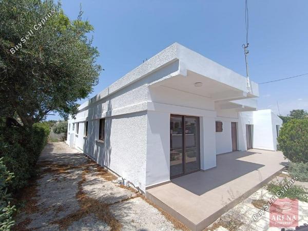 4 bedroom bungalow for sale pervolia larnaca 8087875 image 13150390