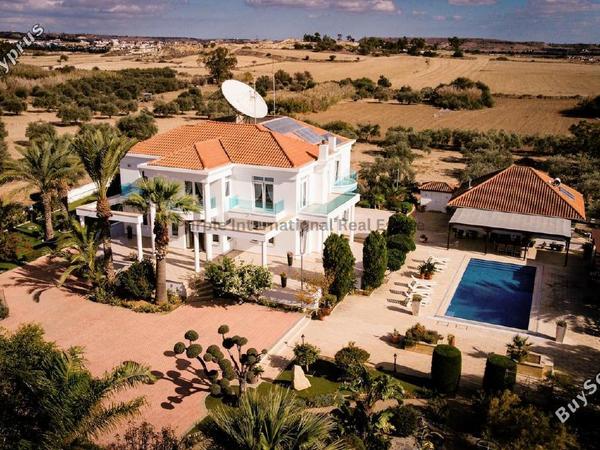 7 bedroom detached house for sale oroklini larnaca 7543085 image 10282393