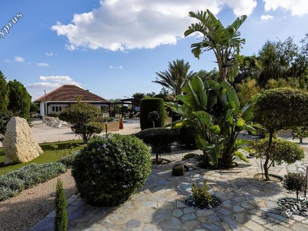 7 bedroom detached house for sale oroklini larnaca 7543085 image 10282395