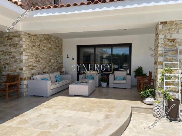 7 bedroom detached house for sale dromolaxia larnaca 1325385 image 16738326