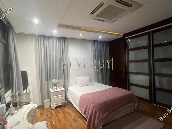 7 bedroom detached house for sale dromolaxia larnaca 1325385 image 16738329