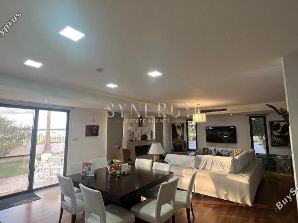 7 bedroom detached house for sale dromolaxia larnaca 1325385 image 16738348