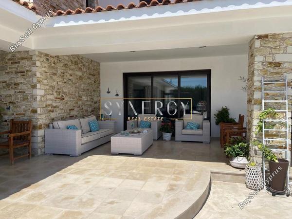 7 bedroom detached house for sale dromolaxia larnaca 1325385 image 5230629
