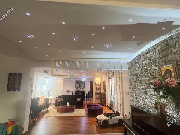 7 bedroom detached house for sale dromolaxia larnaca 1325385 image 5230688