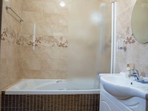 7 bedroom detached house for sale germasogeia limassol 7927985 image 11253301