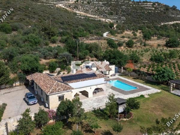3 bedroom bungalow for sale doros limassol 1396795 image 9216817