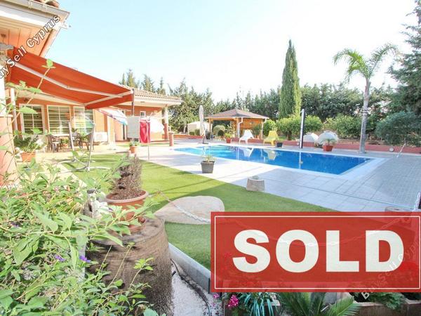 4 bedroom bungalow sold deryneia famagusta 698995 image 553900