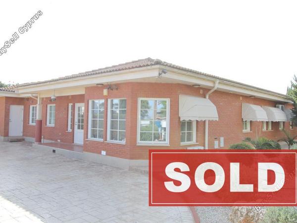4 bedroom bungalow sold deryneia famagusta 698995 image 553906