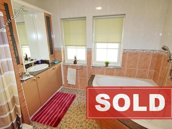 4 bedroom bungalow sold deryneia famagusta 698995 image 553931