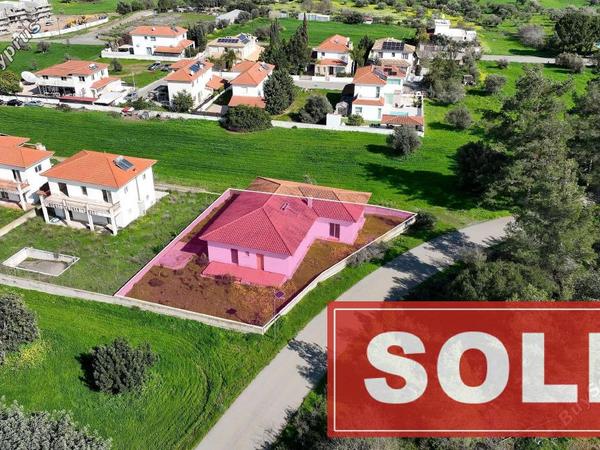3 bedroom bungalow sold pyrga larnaca 8343406 image 14374522