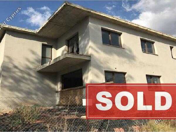 3 bedroom detached house sold tseri nicosia 830606 image 716696