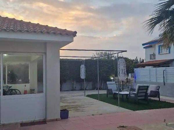 3 bedroom detached house for rent pervolia larnaca 8644906 image 15925325