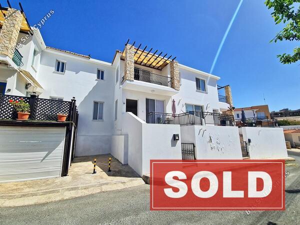 3 bedroom town house sold peyia paphos 1336216 image 2475750