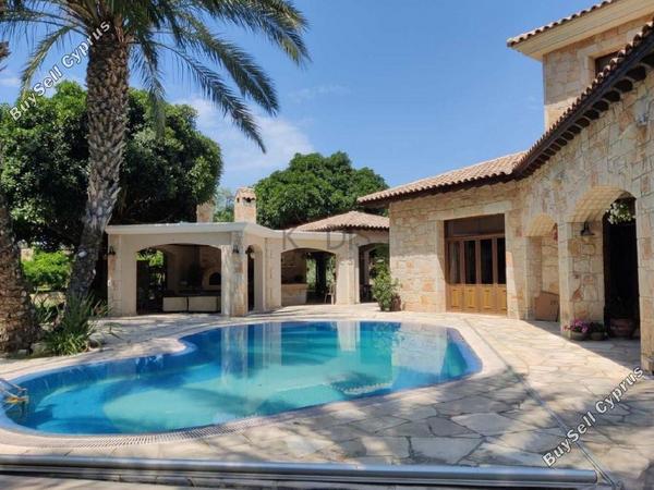 6 bedroom detached house for sale agios athanasios limassol 1551126 image 13559694