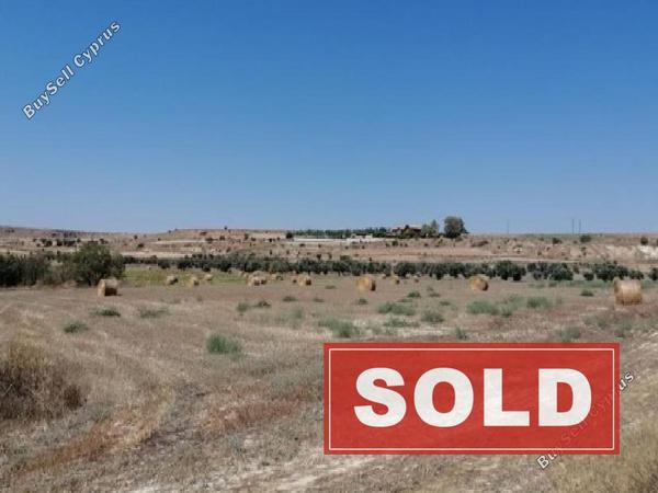 land sold pera orinis nicosia 944526 image 3492428