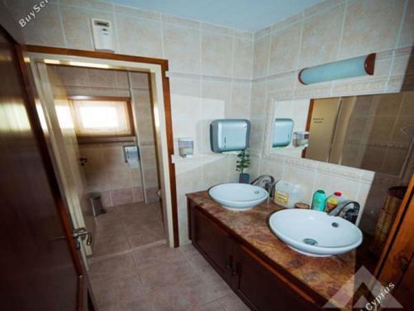 studio shop for sale dekeleia larnaca 7906526 image 15088785