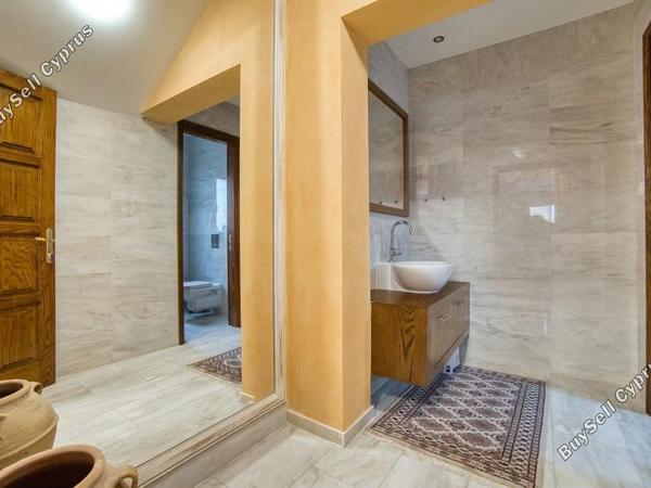 8 bedroom detached house for sale agios tychonas limassol 7739336 image 14804400
