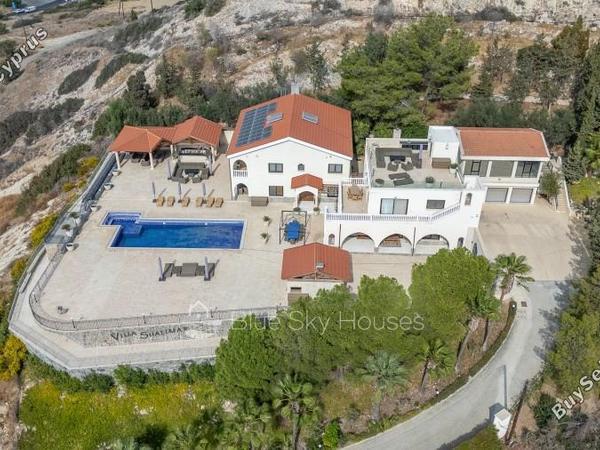 8 bedroom detached house for sale agios tychonas limassol 7739336 image 14804446