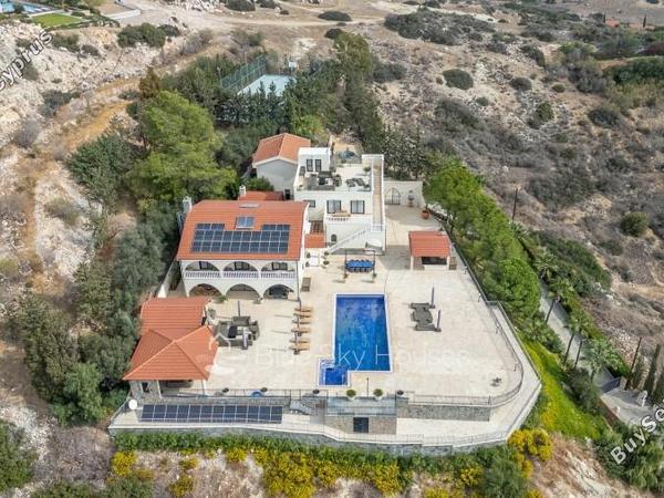 8 bedroom detached house for sale agios tychonas limassol 7739336 image 14804447