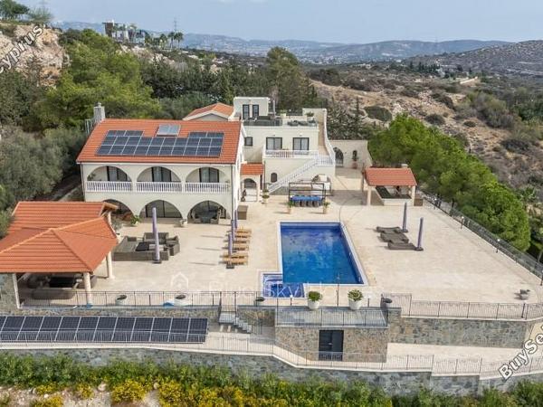 8 bedroom detached house for sale agios tychonas limassol 7739336 image 14804448