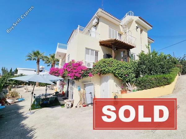 4 bedroom end town house sold peyia paphos 1875436 image 6957410