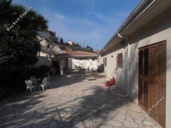 3 bedroom bungalow for sale foinikaria limassol 1146156 image 5492761
