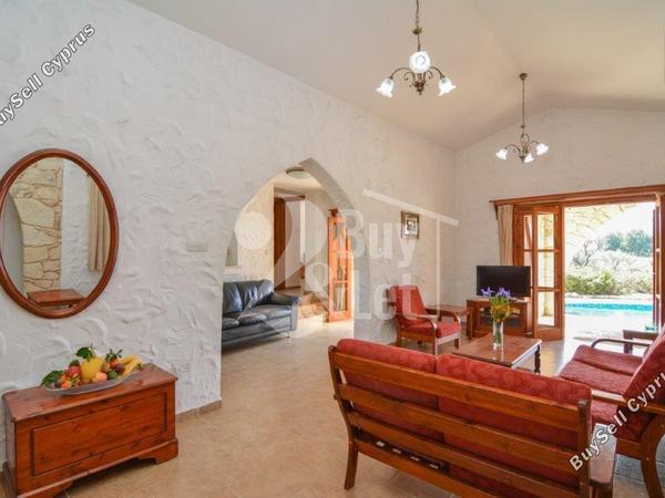 3 bedroom detached house for sale latsia nicosia 1658156 image 5983569