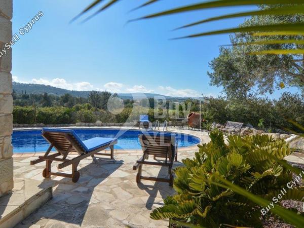 3 bedroom detached house for sale latsia nicosia 1658156 image 5983593