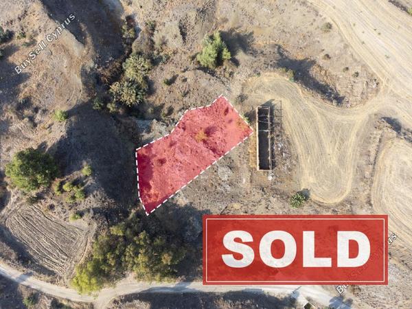 land sold klirou nicosia 946256 image 3359980