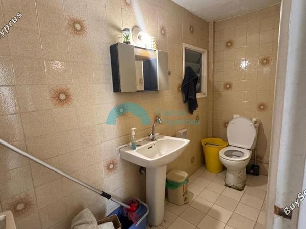 studio shop for sale faneromeni larnaca 7513256 image 9383279
