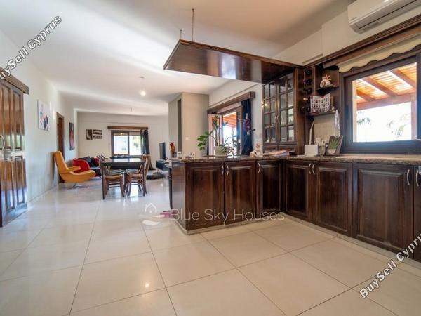 6 bedroom detached house for sale palodeia limassol 7852656 image 10889682