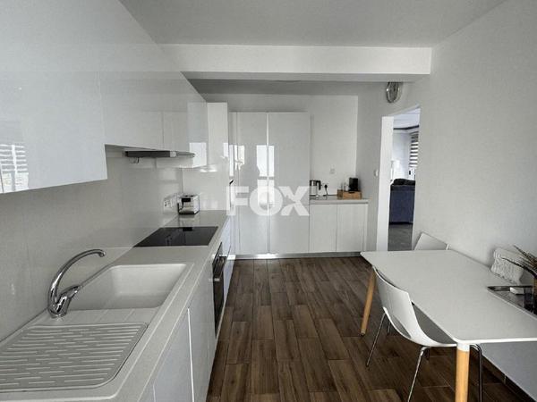 4 bedroom apartment for sale agios tychonas limassol 1566266 image 6430641