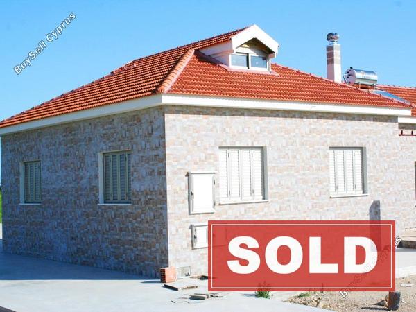 3 bedroom bungalow sold avgorou famagusta 614366 image 295500