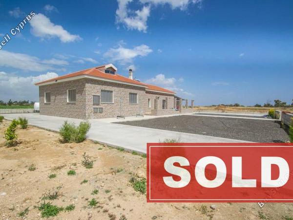 3 bedroom bungalow sold avgorou famagusta 614366 image 623498