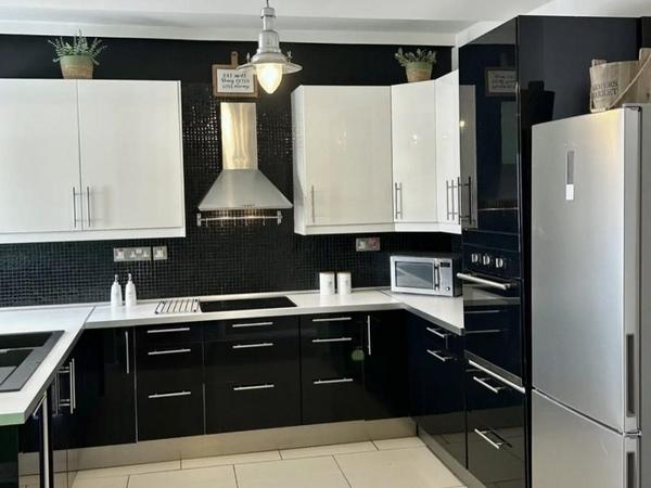 3 bedroom penthouse for rent acropolis nicosia 8346086 image 15830496
