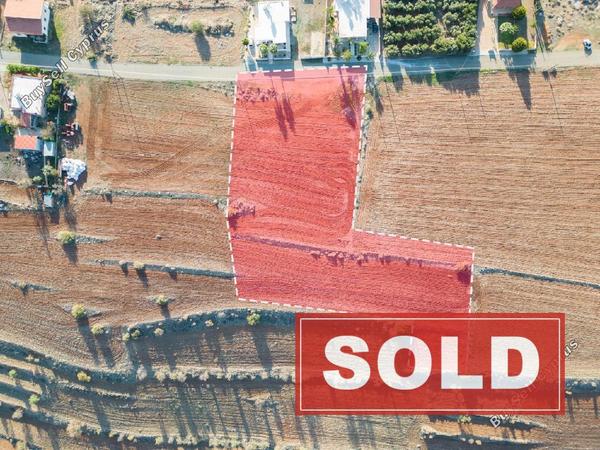 land sold vyzakia nicosia 946186 image 3410960