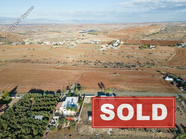 land sold vyzakia nicosia 946186 image 3410961