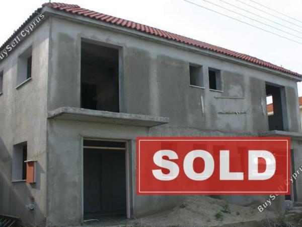3 bedroom semi detached house sold pervolia larnaca 220686 image 129612