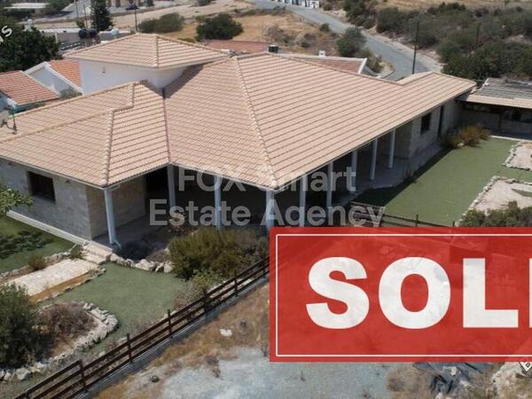4 bedroom town house sold maroni larnaca 1225496 image 2321583
