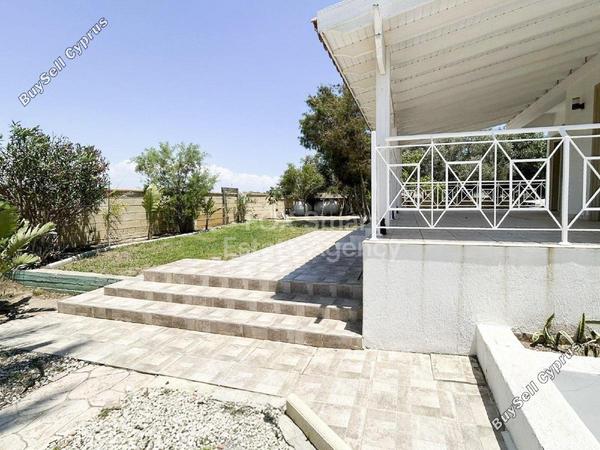 3 bedroom detached house for rent pervolia larnaca 8797807 image 16705055